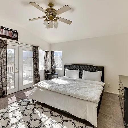 Lake Elsinore Home With Pool - 44 Mi To Disneyland!